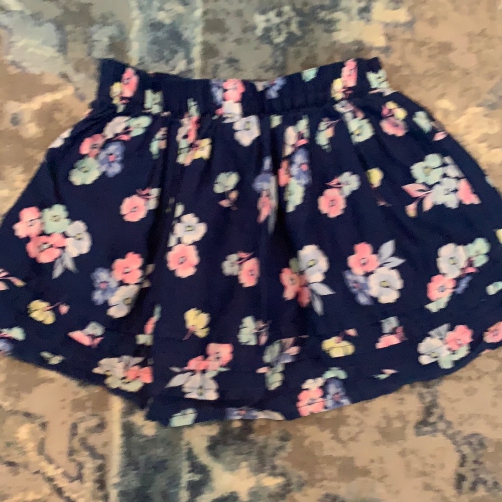 Carter’s flowered skirt 3T